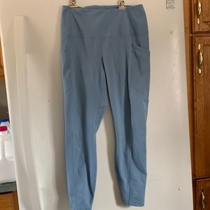 Yogalicious capri leggings